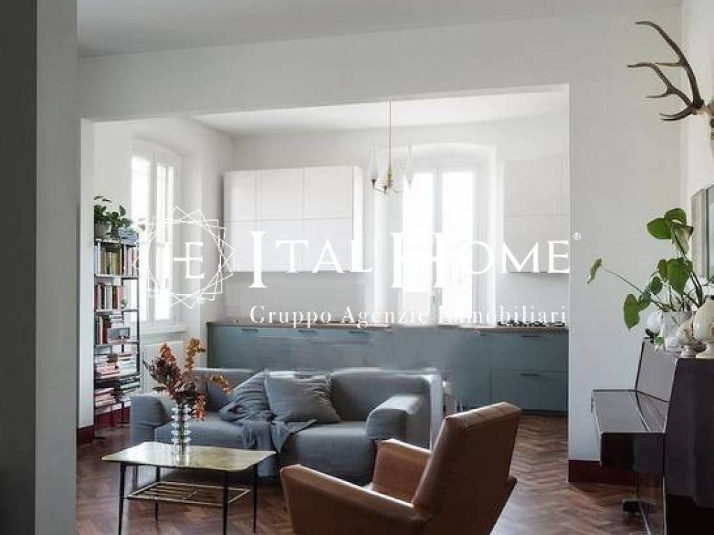 appartamento in vendita a Milano in zona Lorenteggio