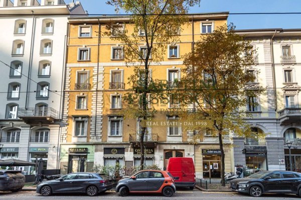 appartamento in vendita a Milano in zona Porta Nuova
