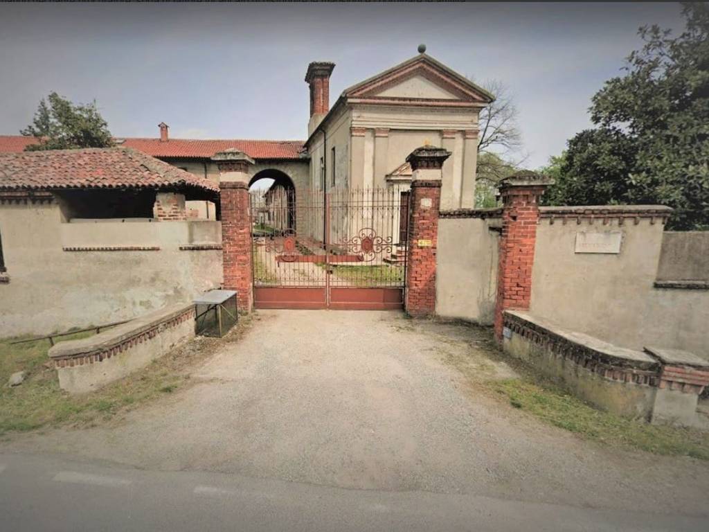 casa indipendente in vendita a Milano in zona Chiesa Rossa
