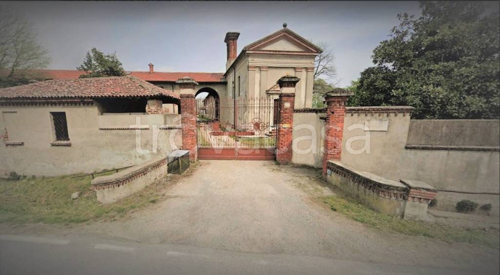casa indipendente in vendita a Milano in zona Chiesa Rossa