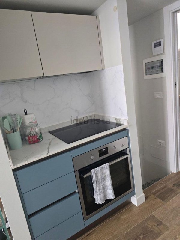 appartamento in vendita a Milano in zona Solari