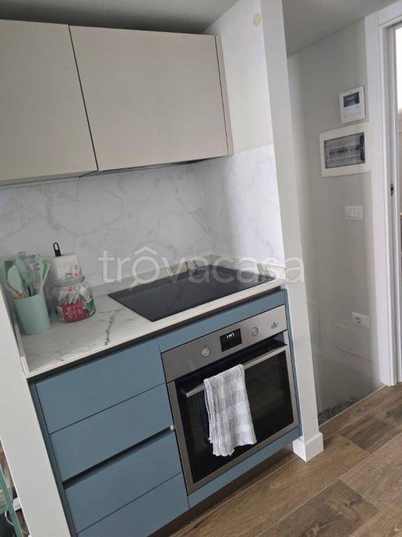 appartamento in vendita a Milano in zona Solari