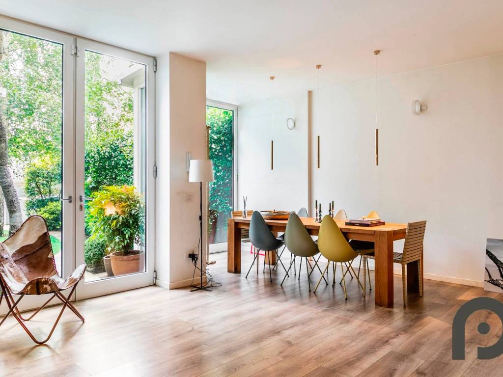 appartamento in vendita a Milano in zona Isola