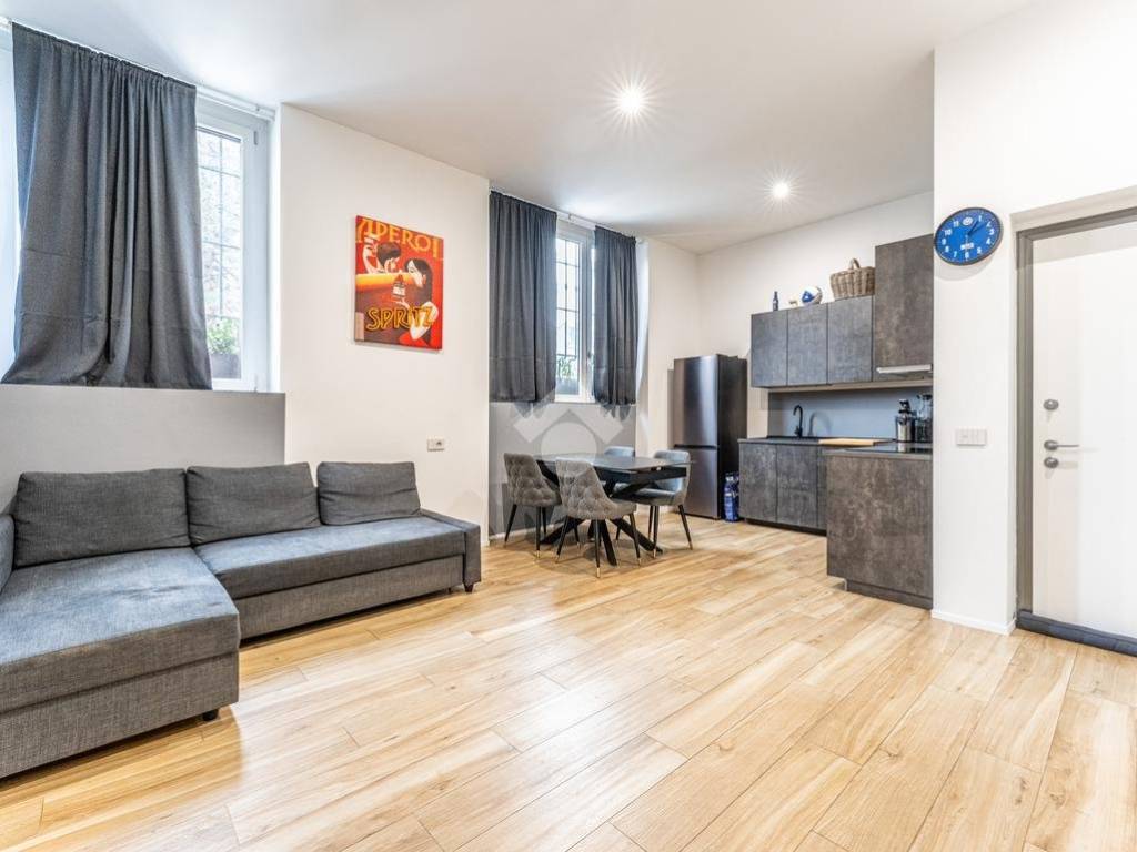appartamento in vendita a Milano in zona Dergano