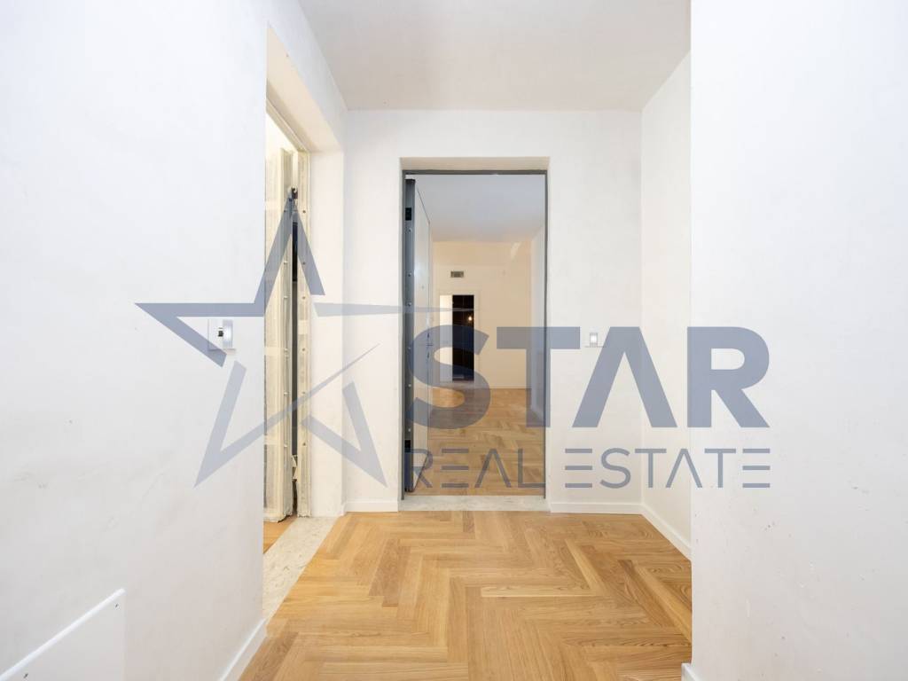 appartamento in vendita a Milano in zona Sempione