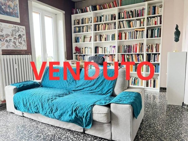 appartamento in vendita a Milano in zona Feltre