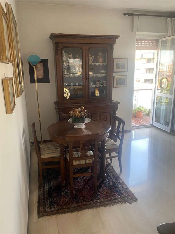 appartamento in vendita a Milano in zona Famagosta
