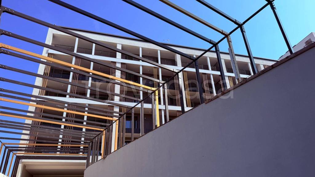 appartamento in vendita a Milano in zona Lambrate