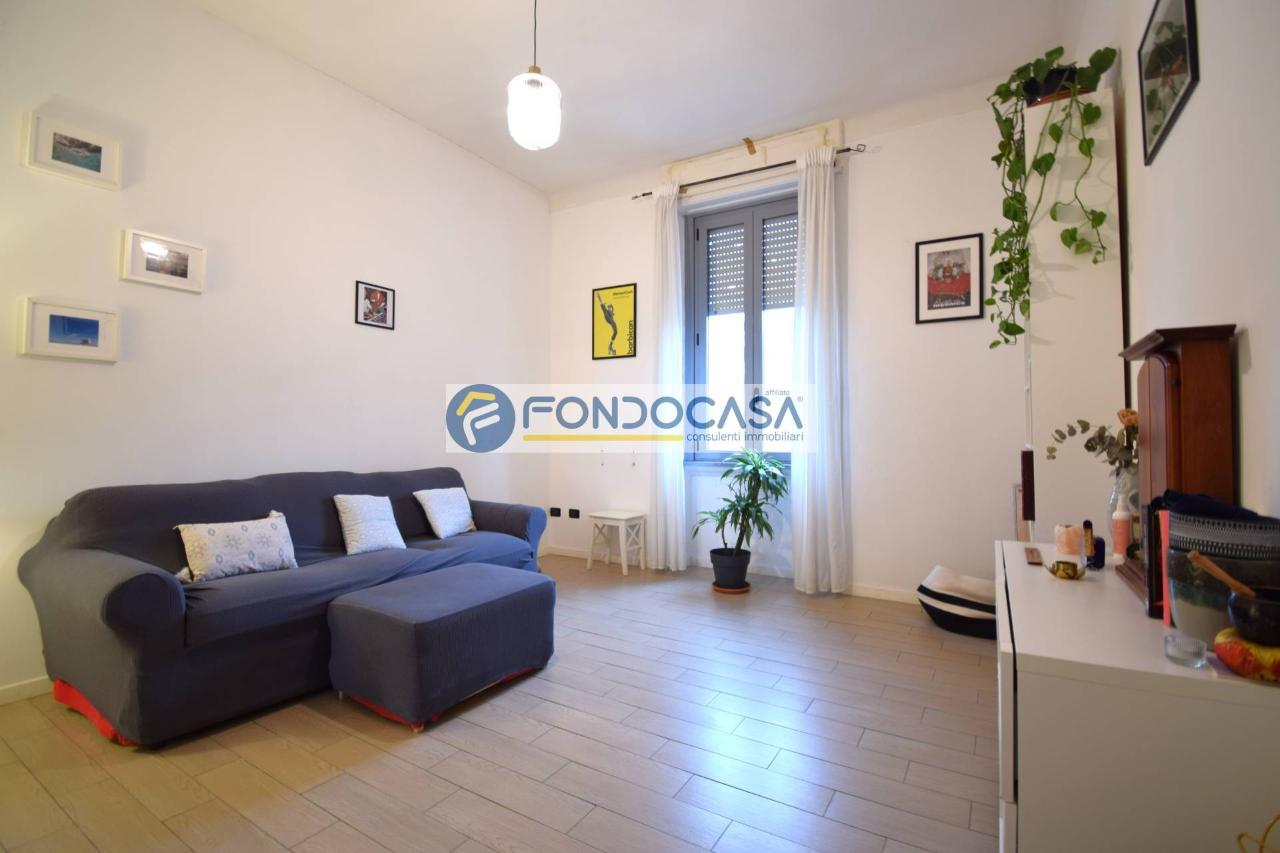 appartamento in vendita a Milano in zona Lorenteggio