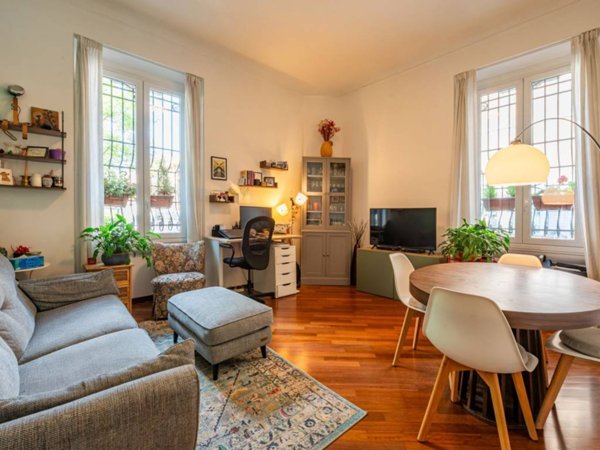 appartamento in vendita a Milano in zona Isola