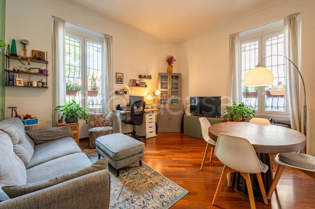 appartamento in vendita a Milano in zona Isola