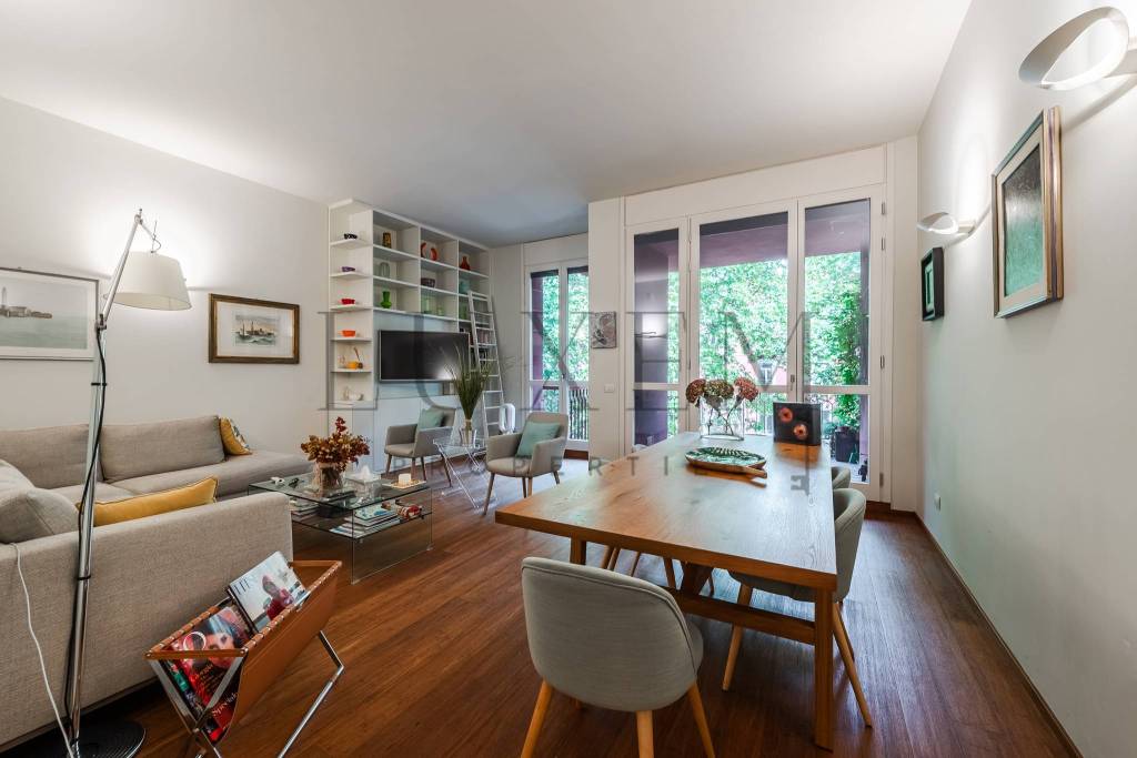 appartamento in vendita a Milano in zona Porta Venezia