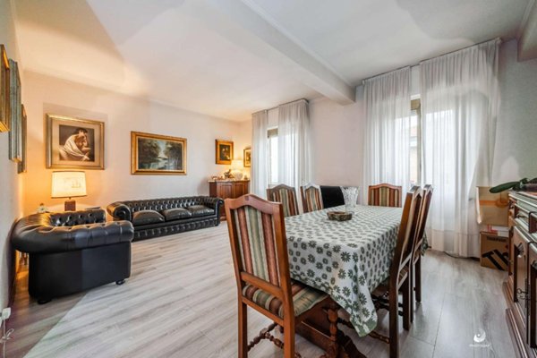 appartamento in vendita a Milano in zona Quintosole