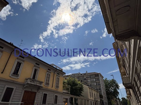 appartamento in vendita a Milano in zona Bocconi