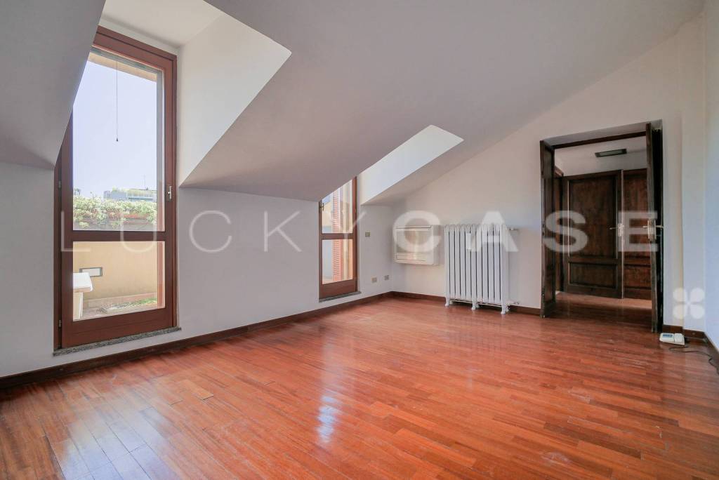 appartamento in vendita a Milano in zona Affori