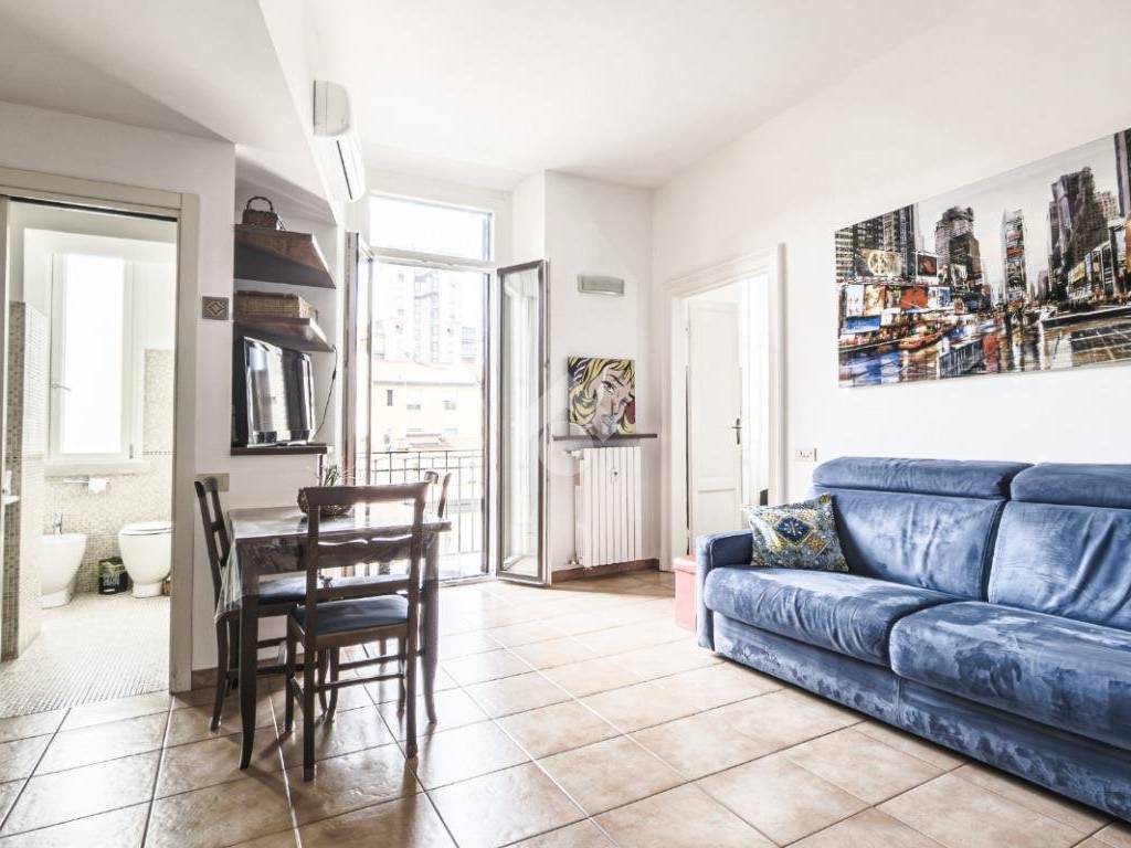 appartamento in vendita a Milano in zona Città Studi