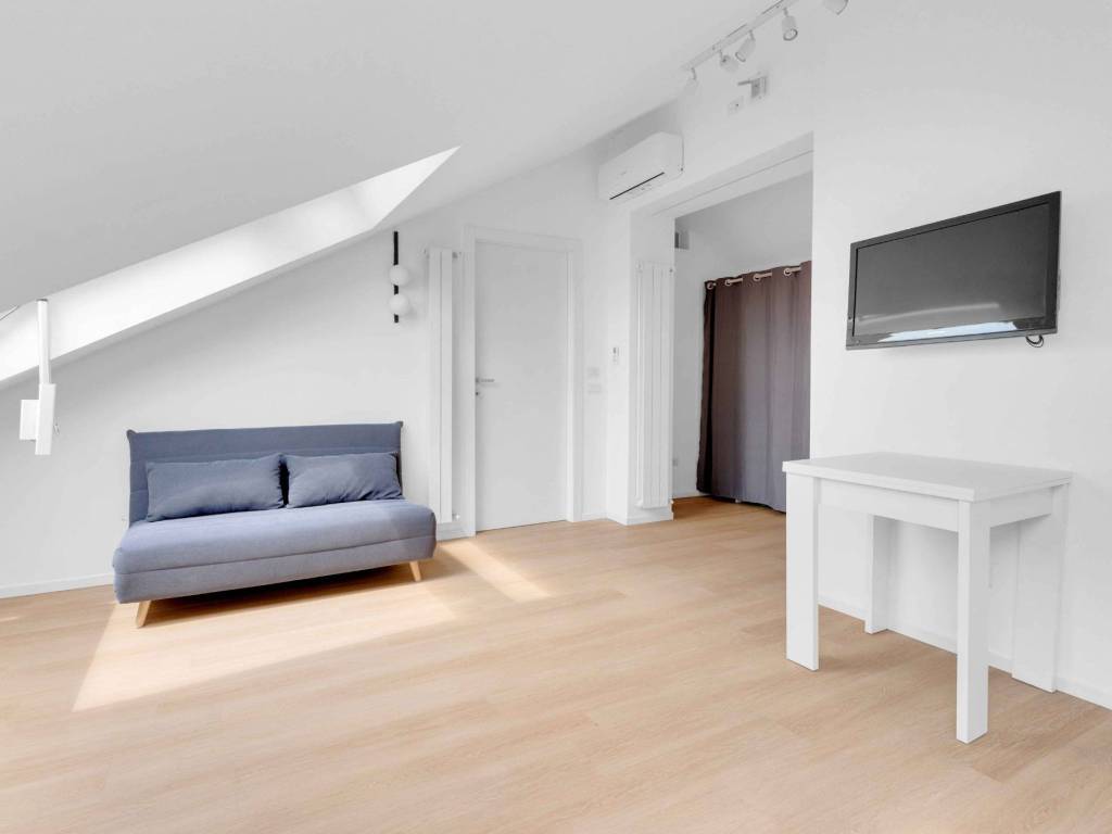 appartamento in vendita a Milano in zona Chiesa Rossa