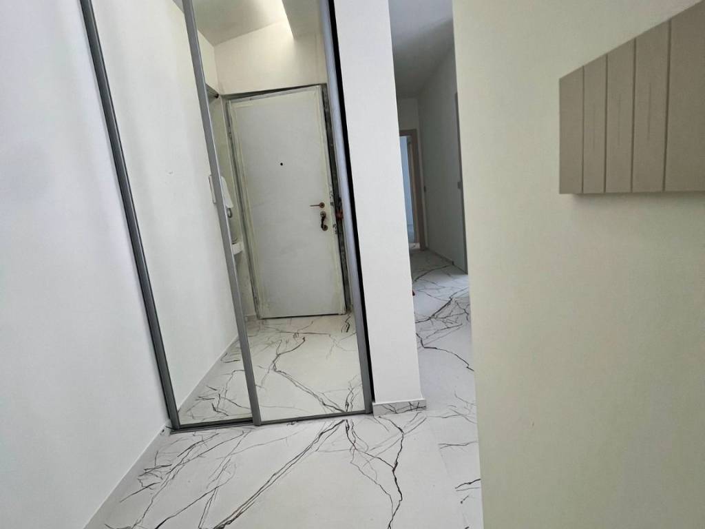 appartamento in vendita a Milano in zona QT8