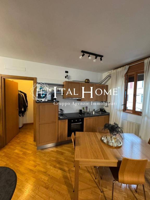 appartamento in vendita a Milano in zona Porta Romana