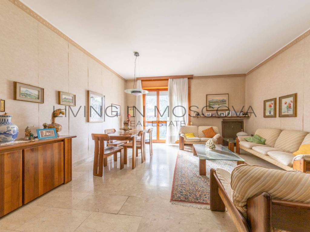 appartamento in vendita a Milano in zona Brera