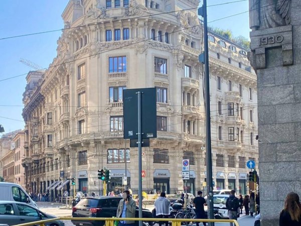 appartamento in vendita a Milano in zona Sant'Ambrogio