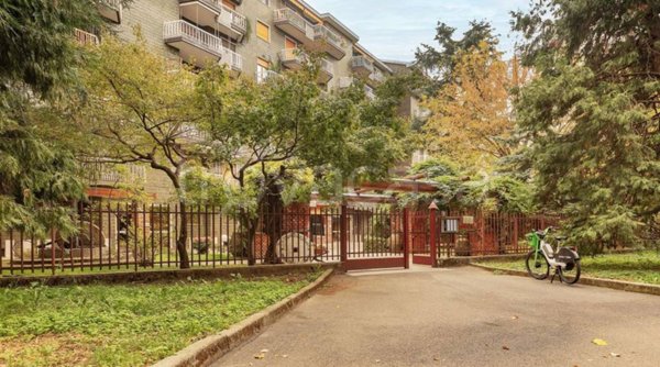 appartamento in vendita a Milano in zona Vigentino