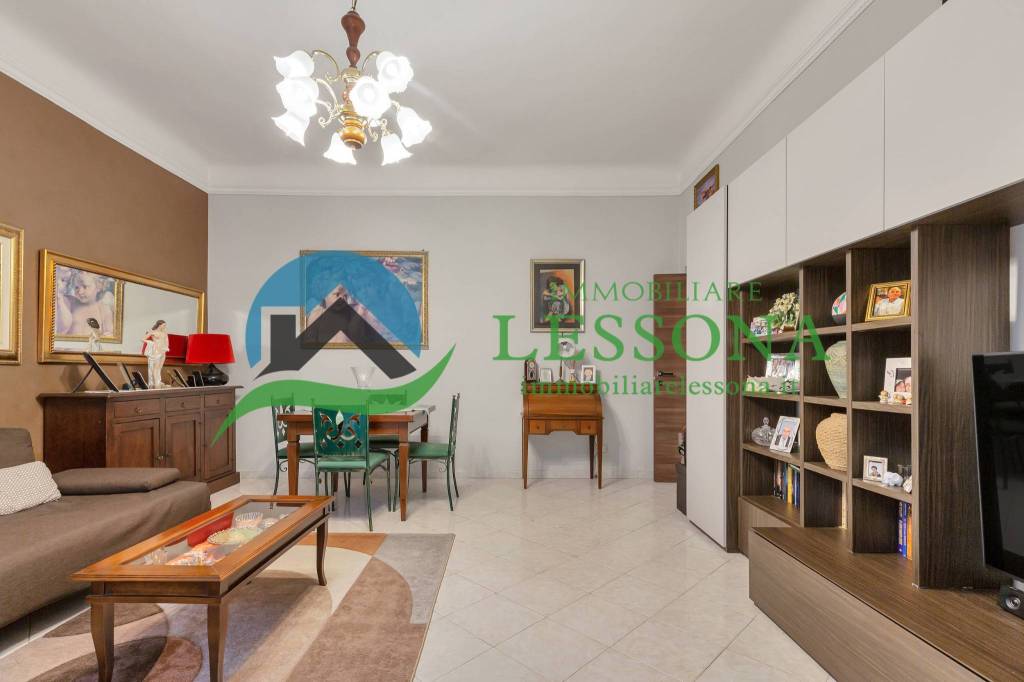 appartamento in vendita a Milano in zona Ghisolfa