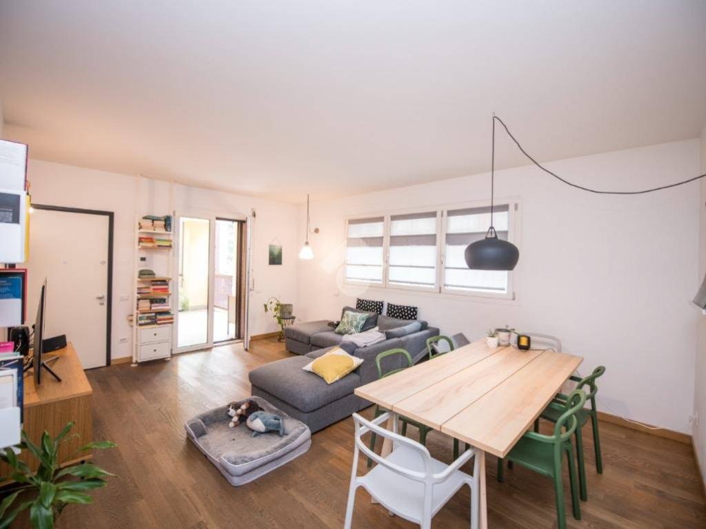 appartamento in vendita a Milano in zona Porta Vittoria