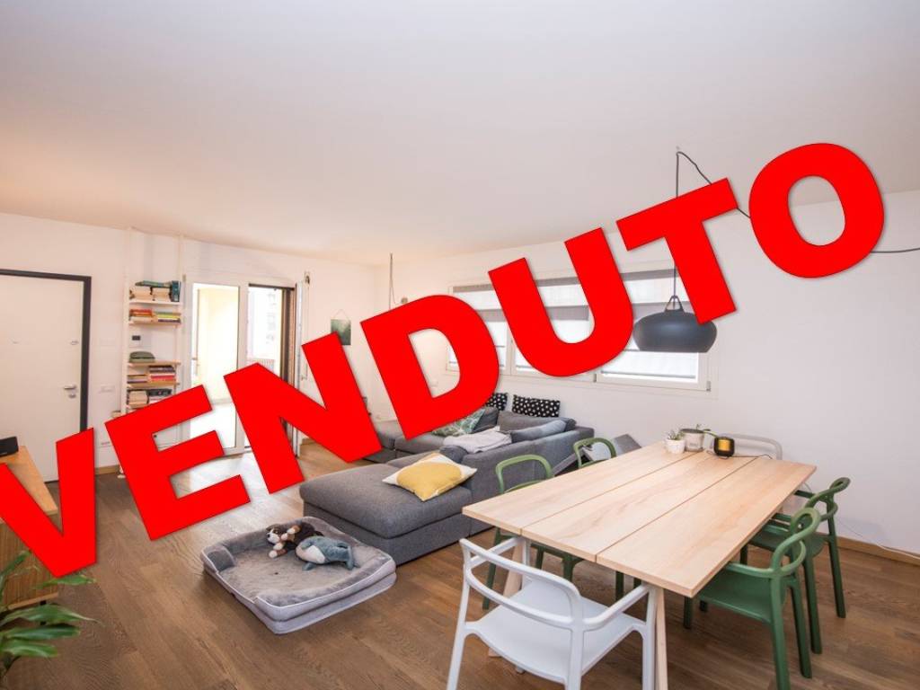 appartamento in vendita a Milano in zona Porta Vittoria