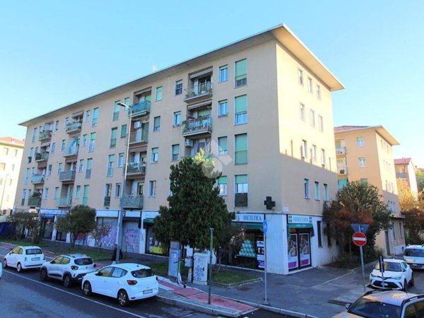 appartamento in vendita a Milano in zona Quarto Oggiaro