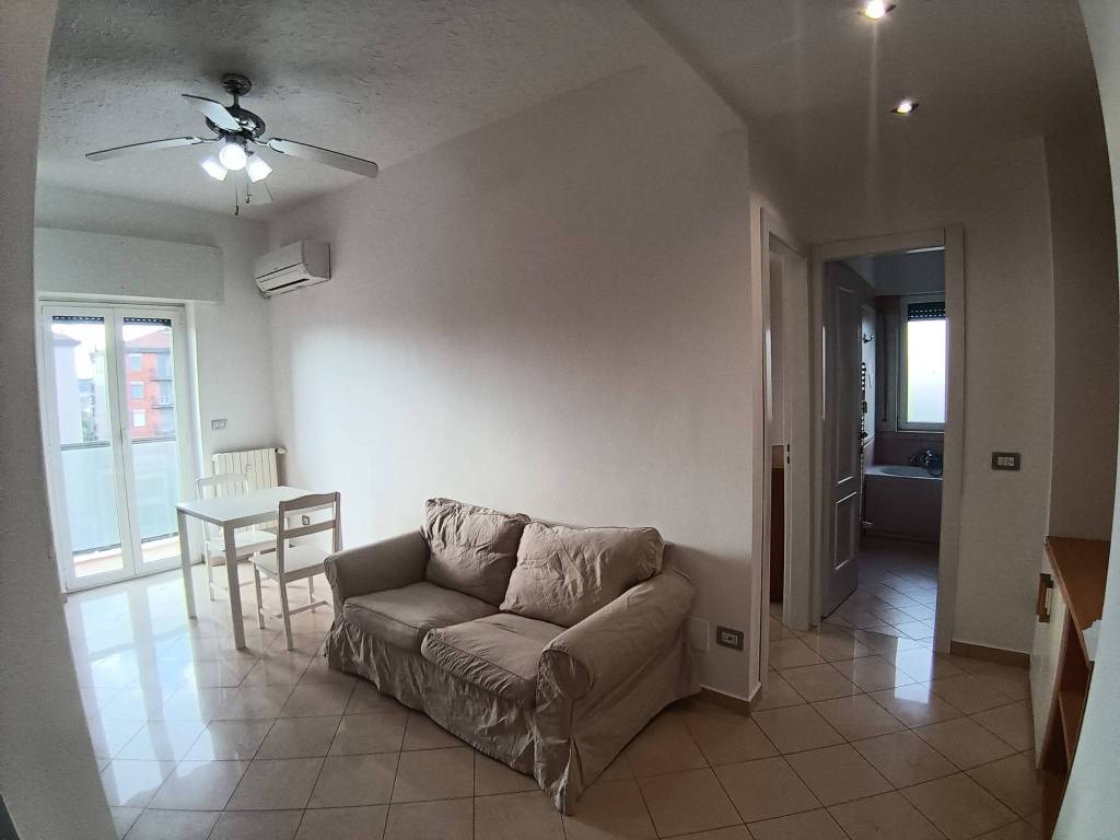 appartamento in vendita a Milano in zona Corvetto