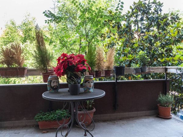 appartamento in vendita a Milano in zona Isola