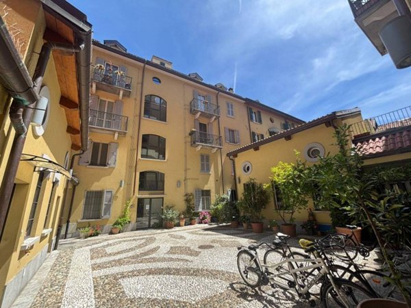 appartamento in vendita a Milano in zona Bocconi