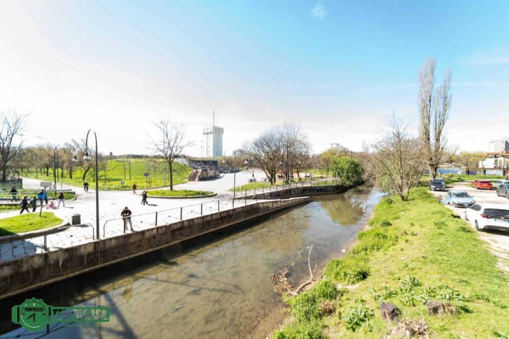 appartamento in vendita a Milano in zona Gorla