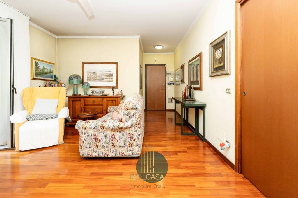 appartamento in vendita a Milano in zona Crescenzago