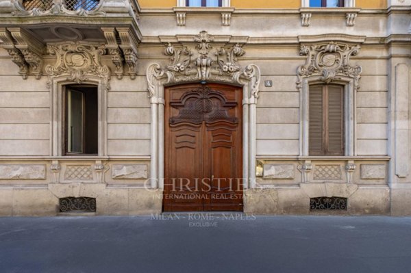 appartamento in vendita a Milano in zona Porta Venezia