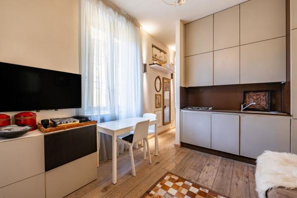 appartamento in vendita a Milano in zona Porta Garibaldi