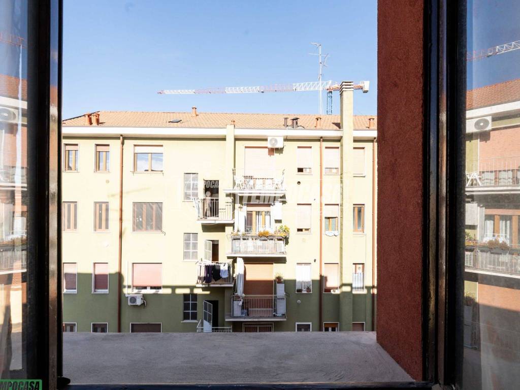 appartamento in vendita a Milano in zona Crescenzago