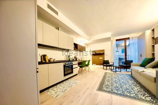 appartamento in vendita a Milano in zona San Cristoforo