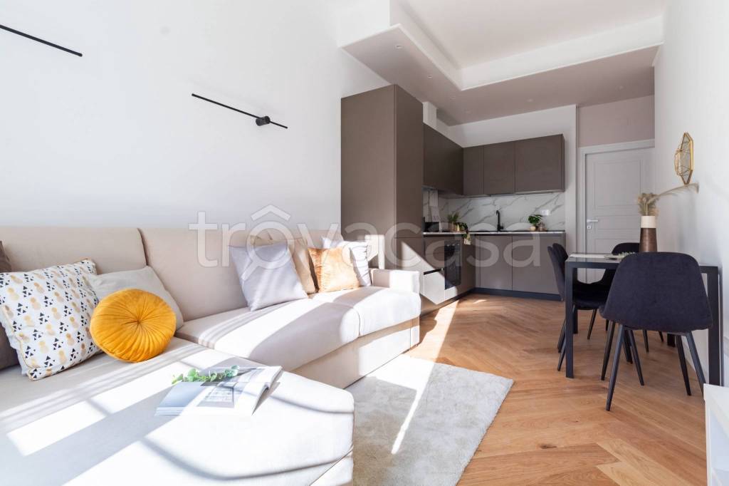 appartamento in vendita a Milano in zona Loreto