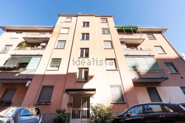 appartamento in vendita a Milano in zona Vigentino