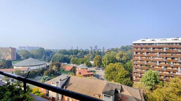 appartamento in vendita a Milano in zona QT8