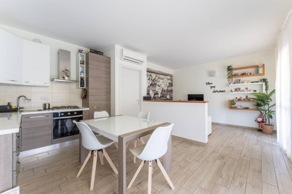 appartamento in vendita a Milano in zona Vigentino