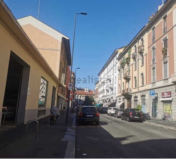 appartamento in vendita a Milano in zona Loreto