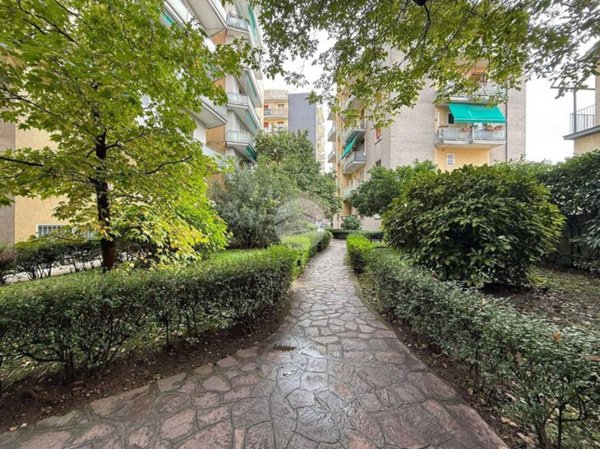 appartamento in vendita a Milano in zona Affori