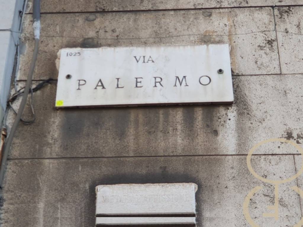 negozio in vendita a Milano in zona Porta Garibaldi