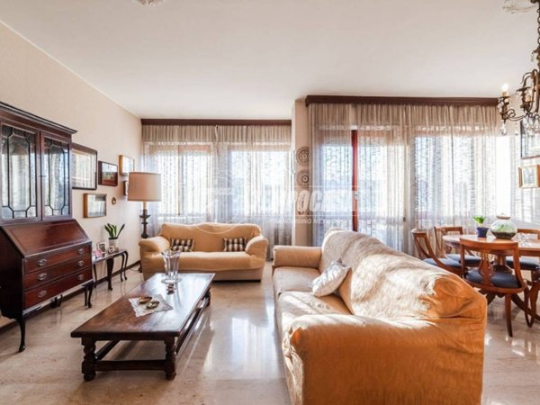 appartamento in vendita a Milano in zona Centro Storico