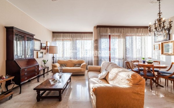 appartamento in vendita a Milano in zona Centro Storico