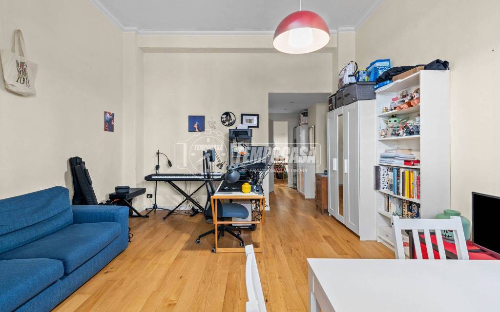 appartamento in vendita a Milano in zona Lambrate