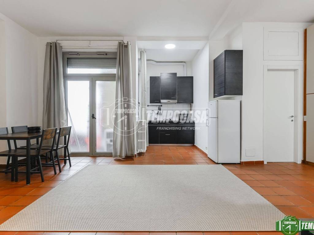 appartamento in vendita a Milano in zona Porta Nuova